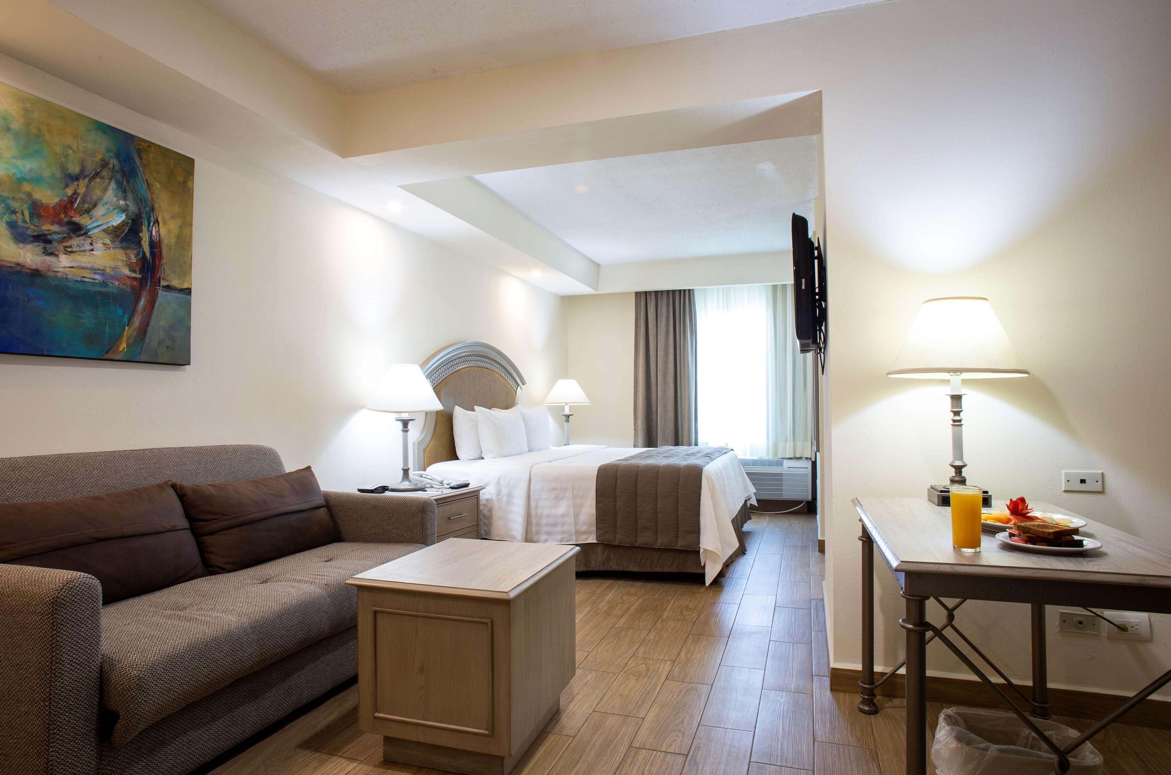 Best Western Plus Monterrey Colon Zewnętrze zdjęcie