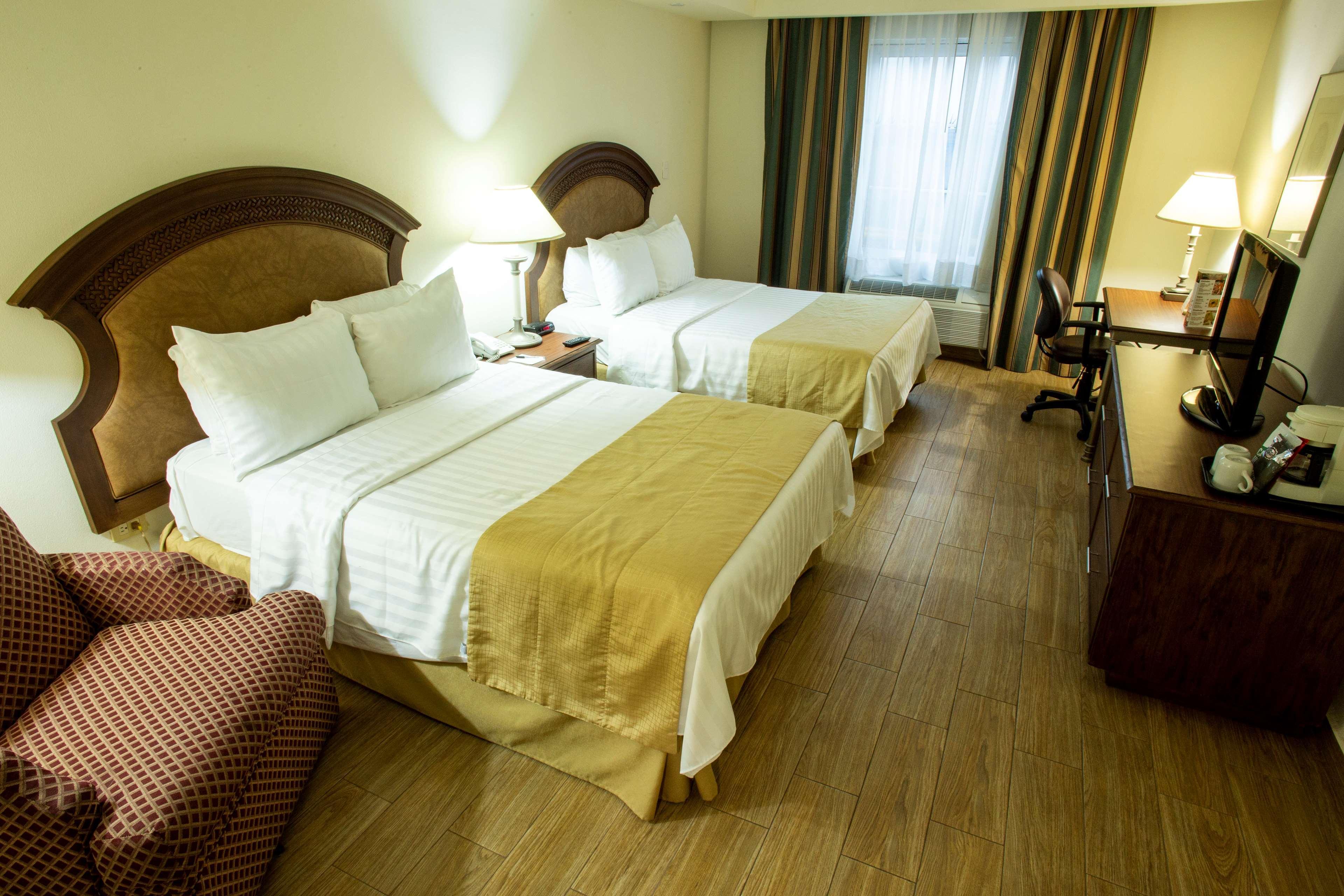 Best Western Plus Monterrey Colon Zewnętrze zdjęcie