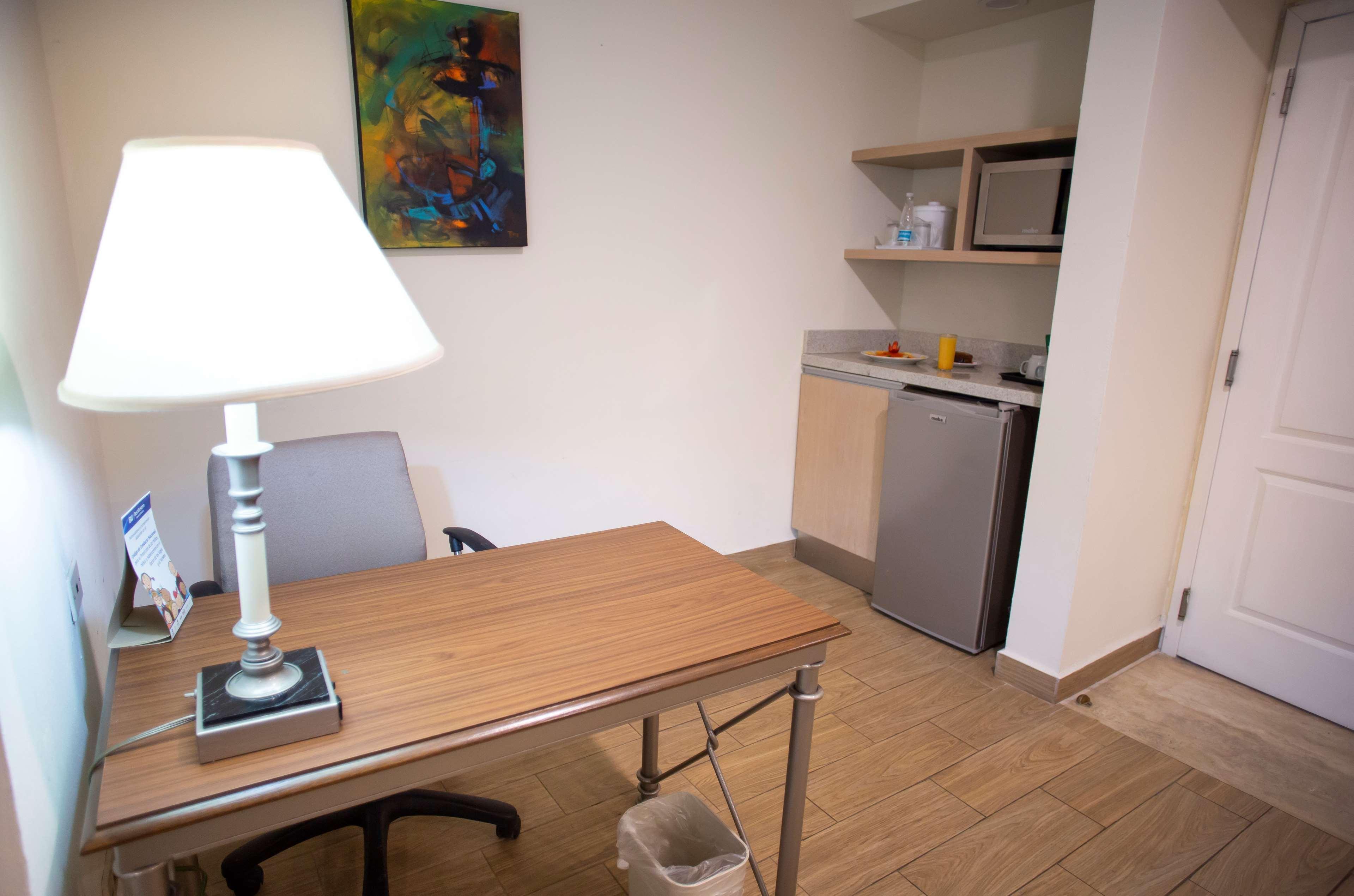 Best Western Plus Monterrey Colon Zewnętrze zdjęcie