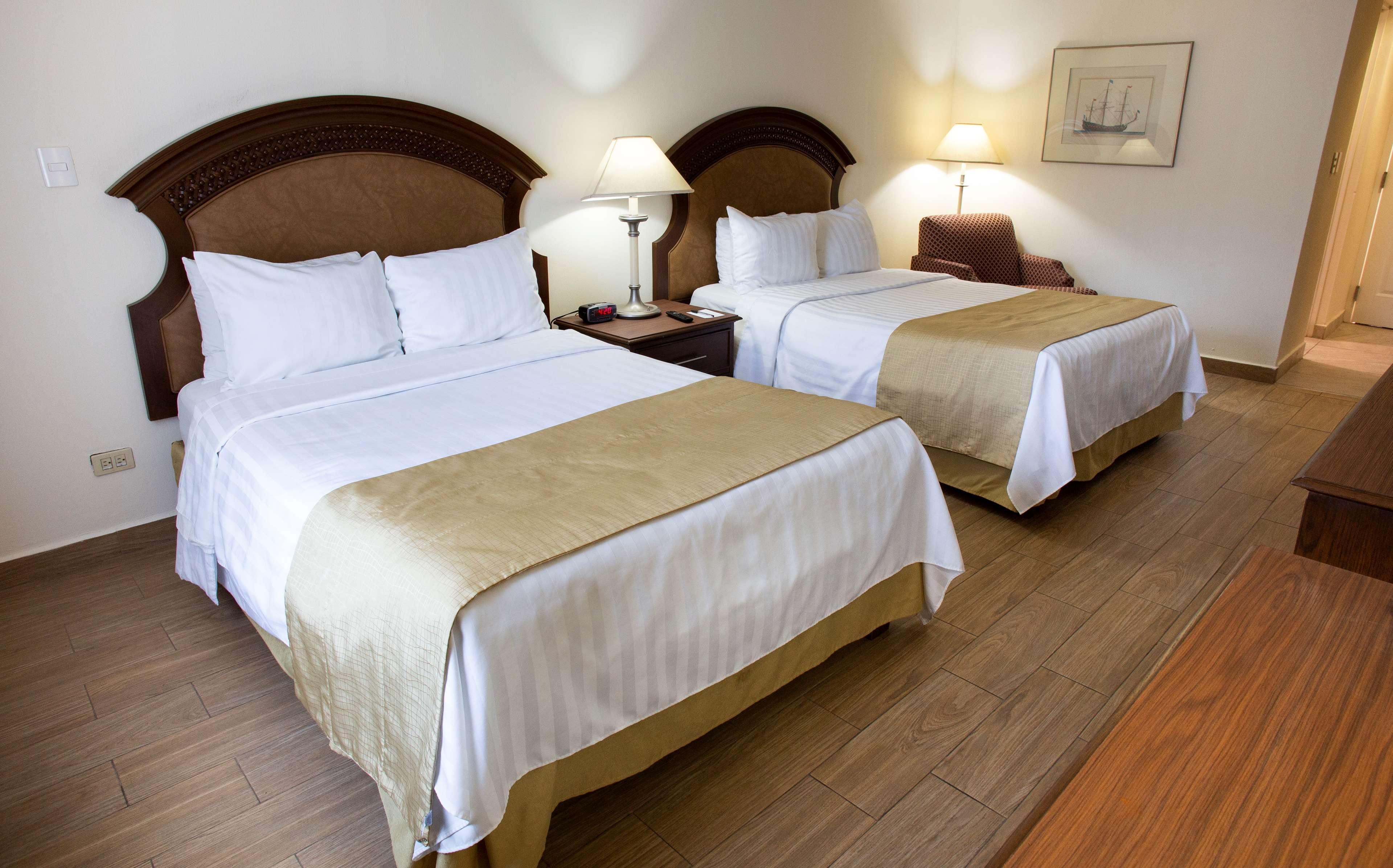 Best Western Plus Monterrey Colon Zewnętrze zdjęcie