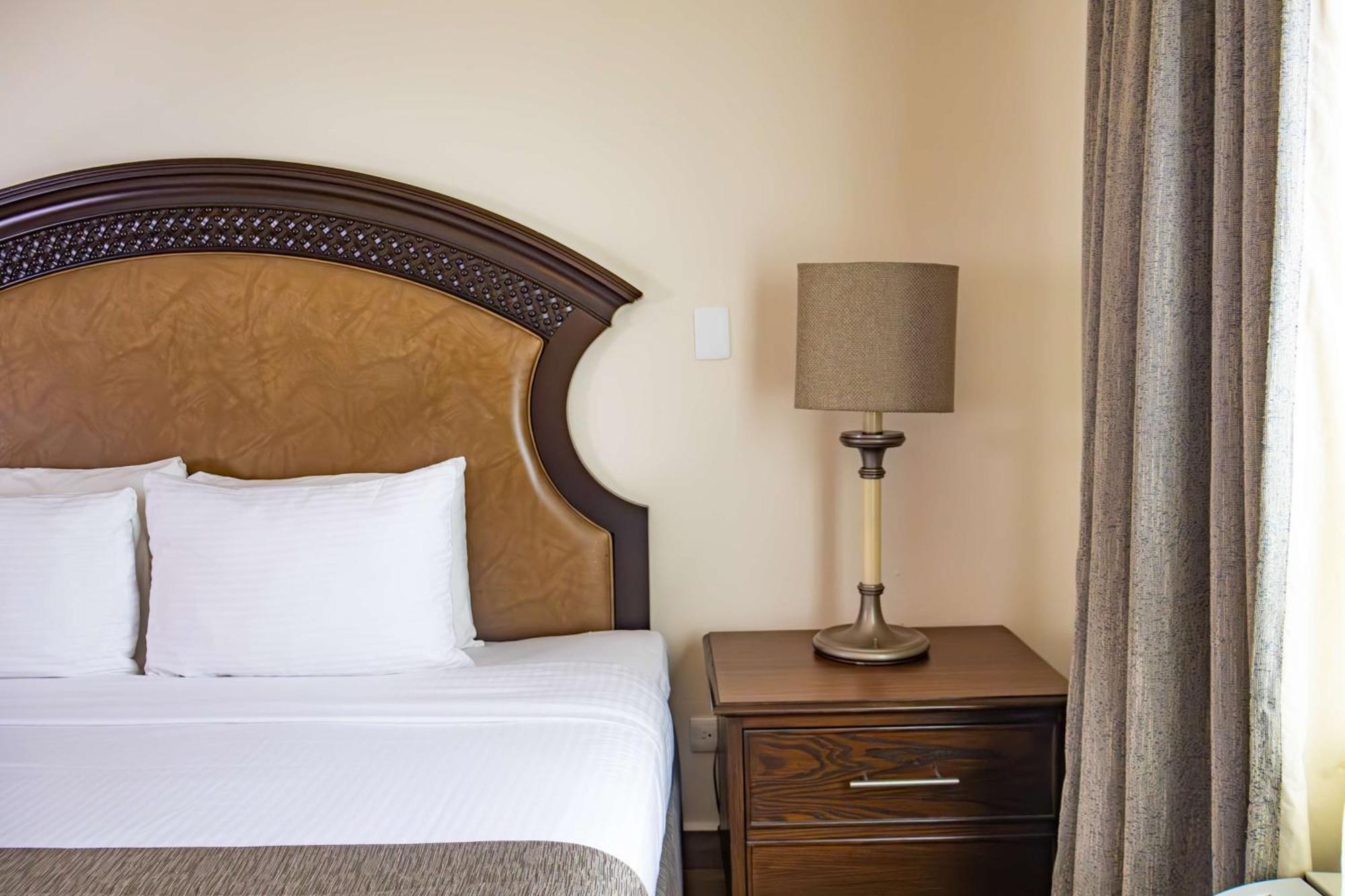 Best Western Plus Monterrey Colon Zewnętrze zdjęcie