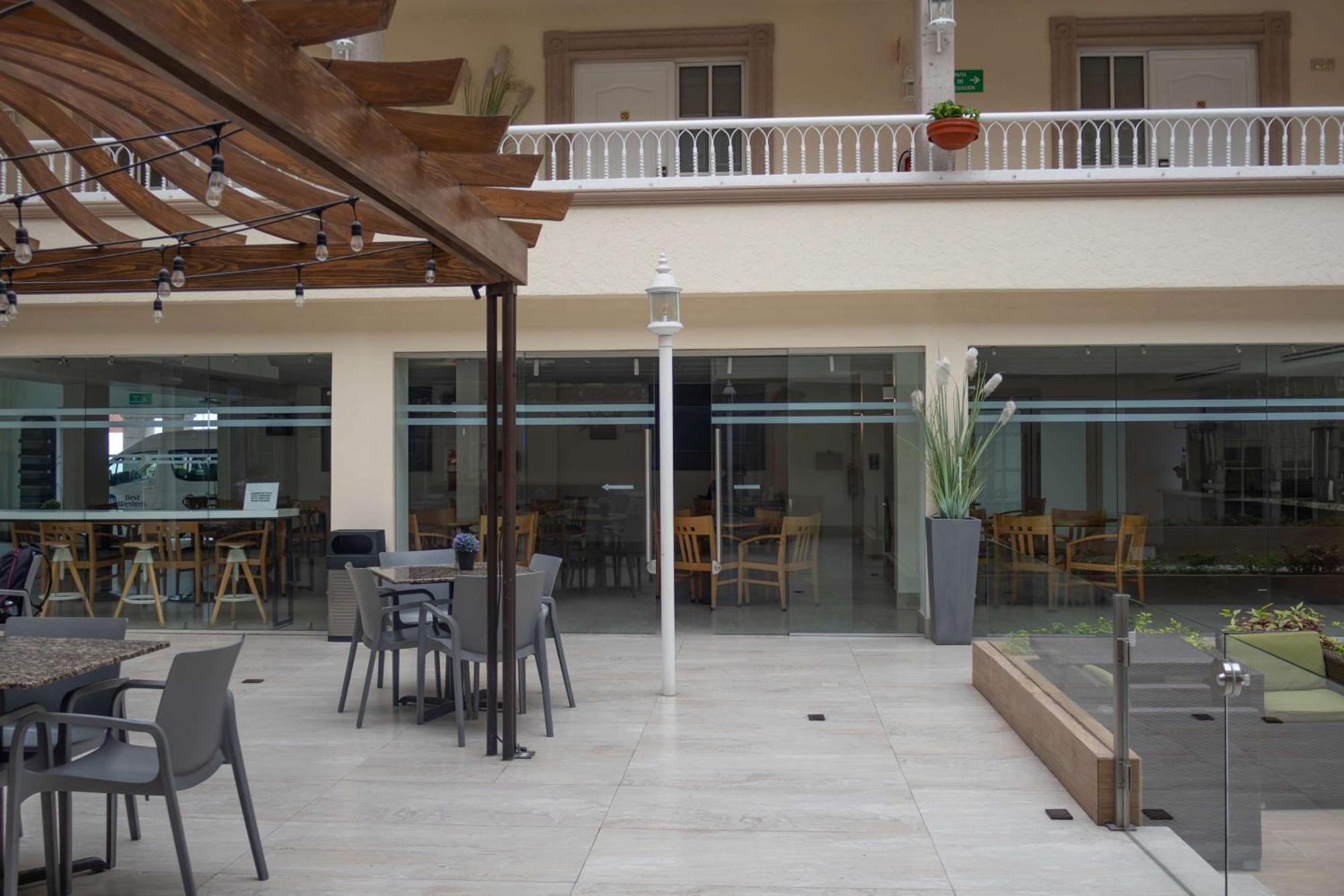 Best Western Plus Monterrey Colon Zewnętrze zdjęcie