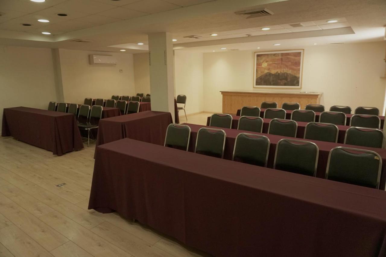 Best Western Plus Monterrey Colon Zewnętrze zdjęcie
